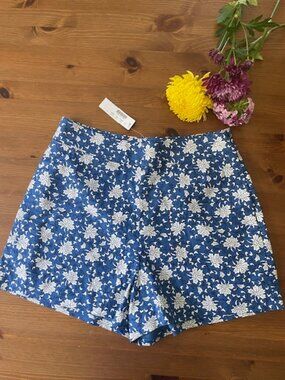 J Crew Womens Floral Short Size 8 Color Blue/ White 3.5” Inseam NWT